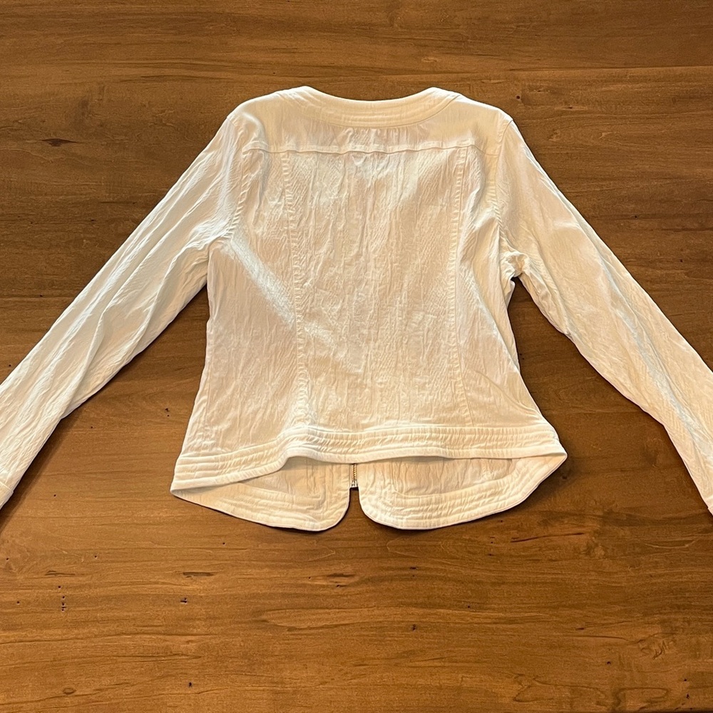 Ivory Fitted Chic Jacket - Picture 2 of 7